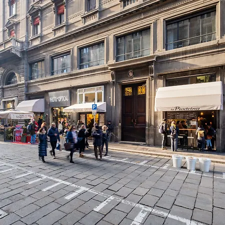 Monolocale Tra Piazza Del Nettuno E Le Due Torri Appartement *