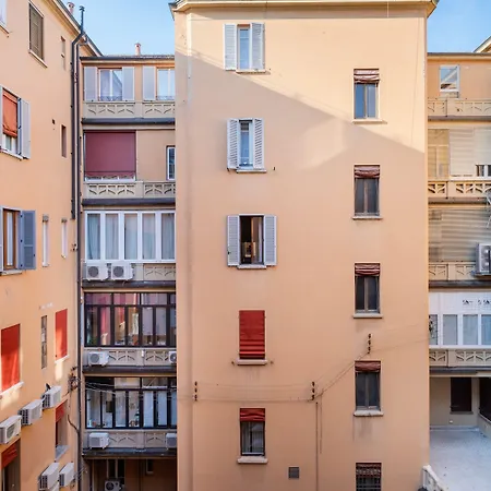 Monolocale Tra Piazza Del Nettuno E Le Due Torri Appartamento Bologna